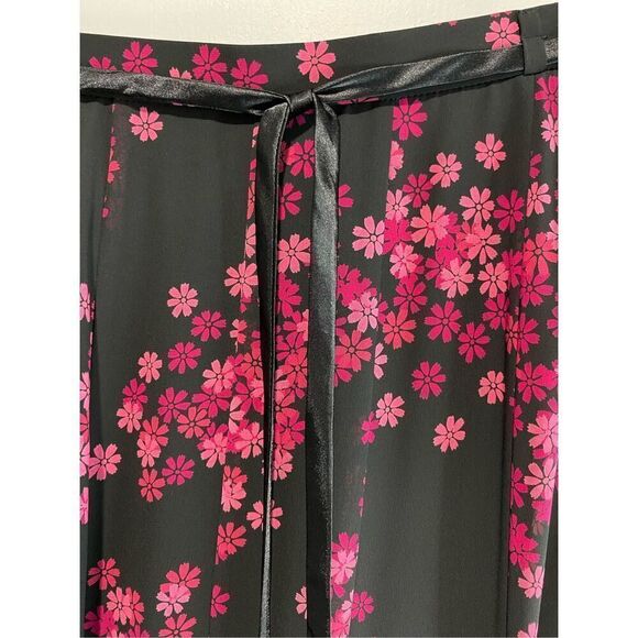 Size 10, Jacques Vert black tulip style skirt with pink flowers. 15” waist. - Picture 4 of 8